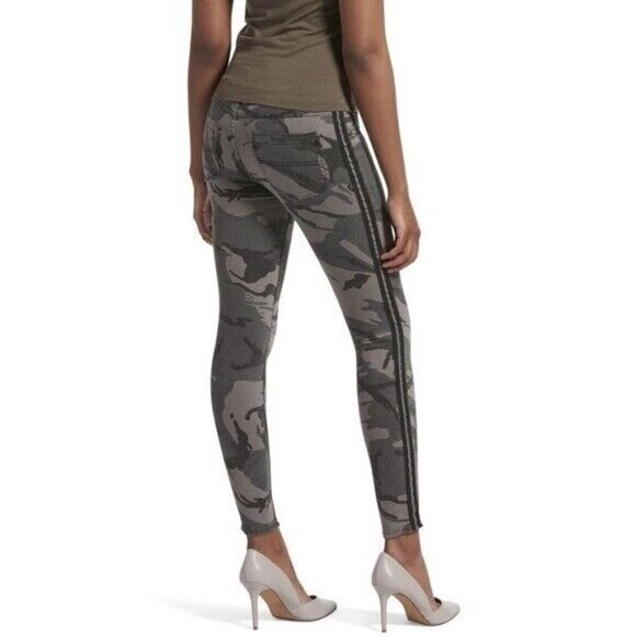 Kendall + Kylie Women's Camo Denim Leggings Medium - Picture 2 of 9